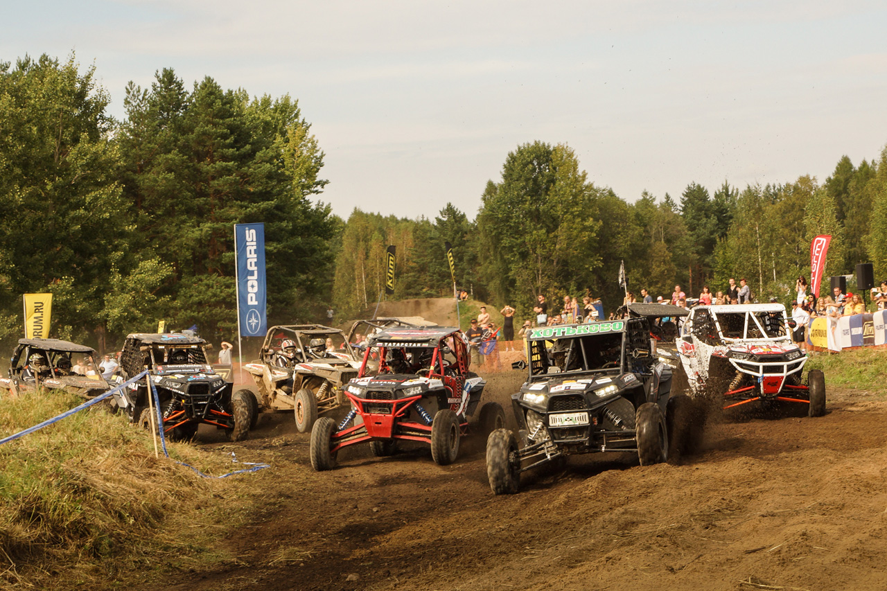 В Сосновом Бору состоялся очередной этап RZR Cup 2014